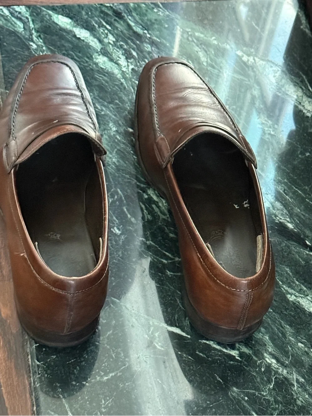 WEALTHY Allen Edmonds Brown Leather Penny Loafers